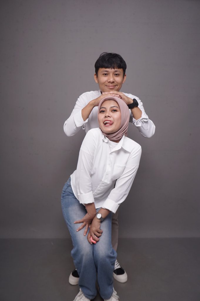 Desi & arul (9)
