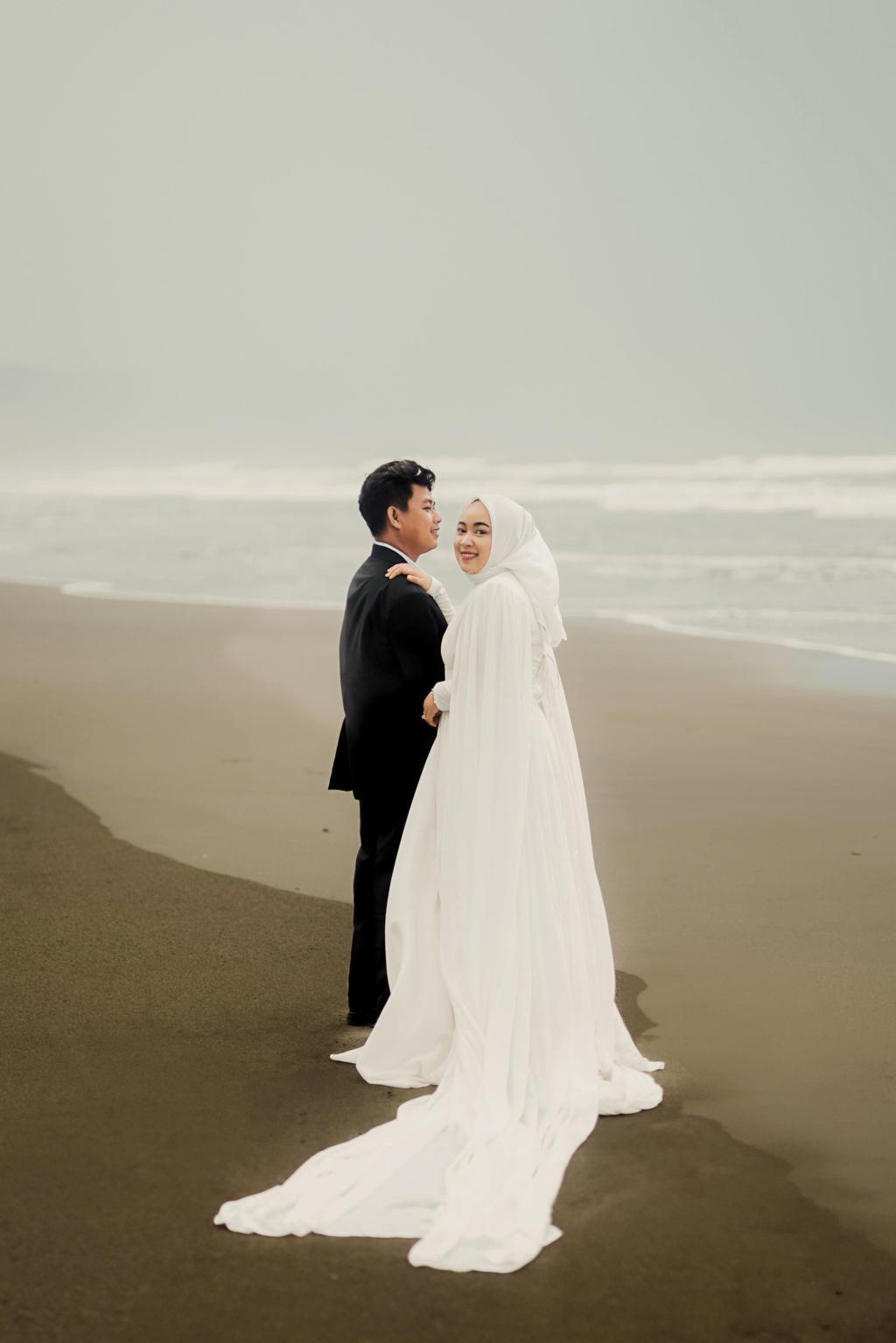 Dessy & sinung (1)